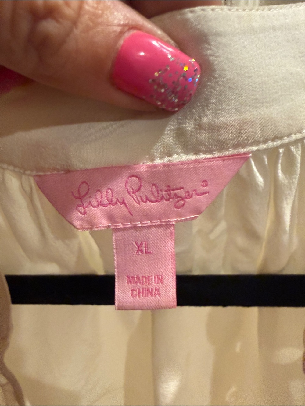 Lilly Pulitzer Cream Elsa Embroidered Split-Neck Blouse - Picture 4 of 4
